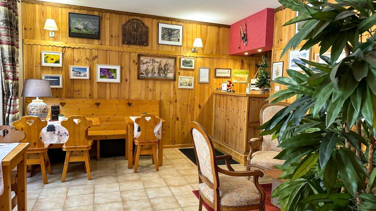 קאוטרט Hotel Quin Te Va מראה חיצוני תמונה